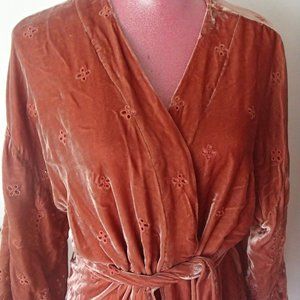 Johnny was Jade burnt sienna Axel velvet eyelet kimono